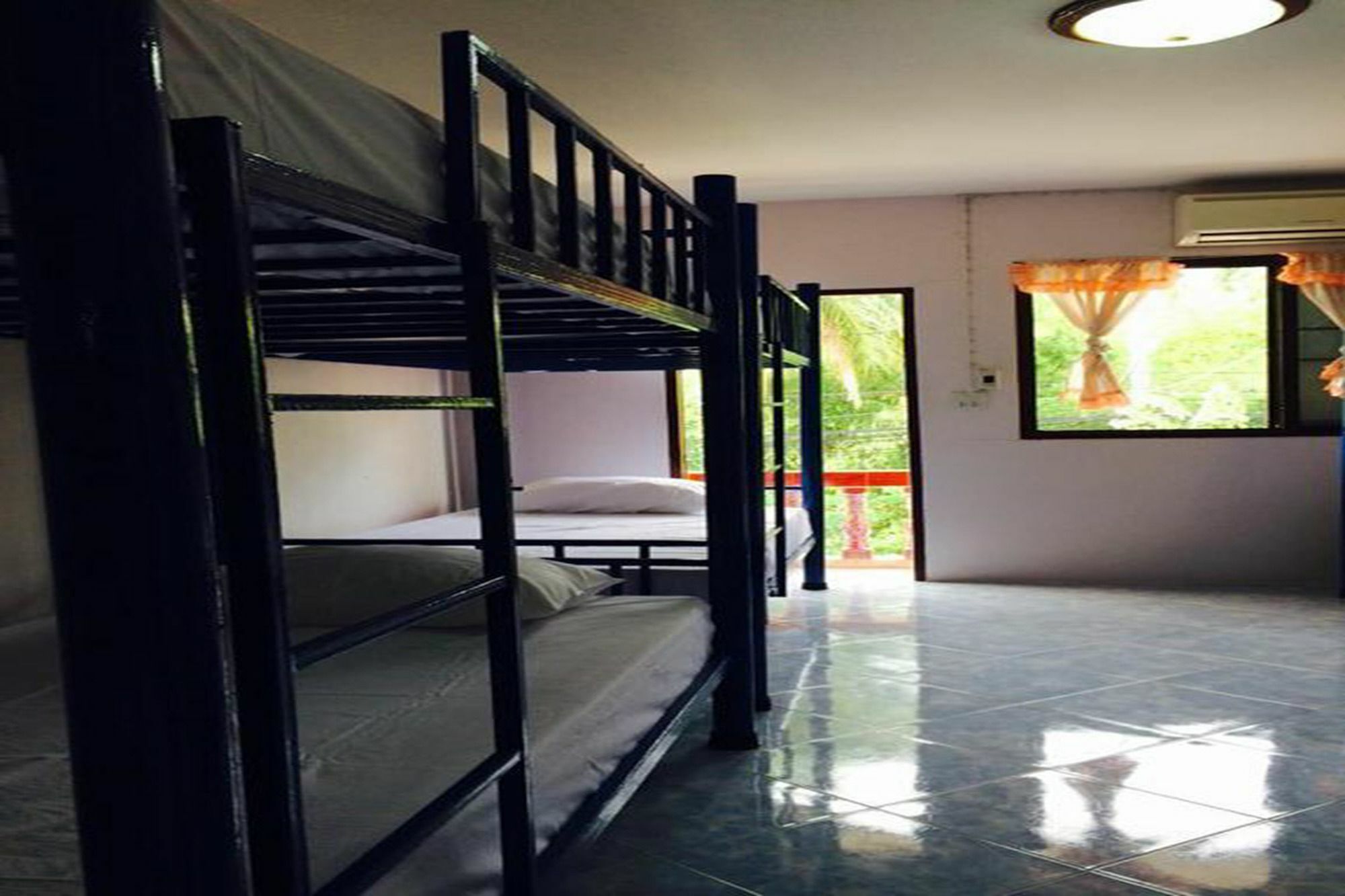 Domingo Hostel Phangan パンガン島 エクステリア 写真