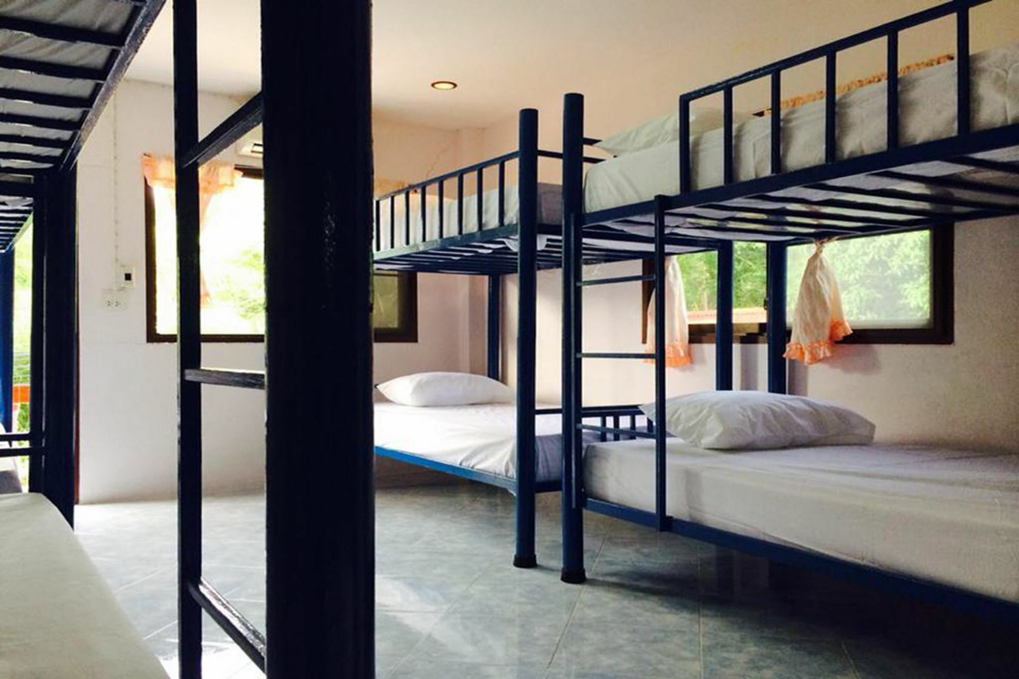 Domingo Hostel Phangan パンガン島 エクステリア 写真